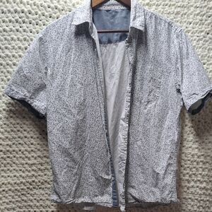 London Fog Men's White and Gray Patterned Shirt